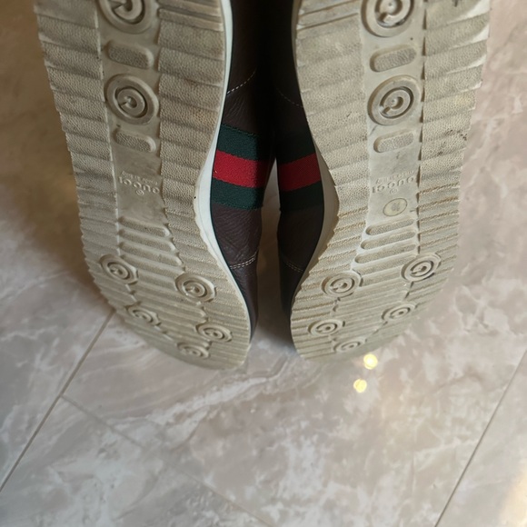 Brown Gucci shoes - Picture 6 of 6